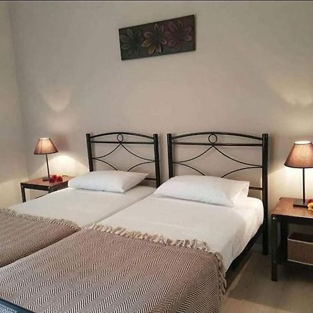 Guesthouse Emi ลิเกีย ภายนอก รูปภาพ